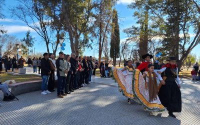 LA COMUNIDAD LAS PAREDES CELEBRÓ EL 205 ANIVERSARIO DE SU DISTRITO