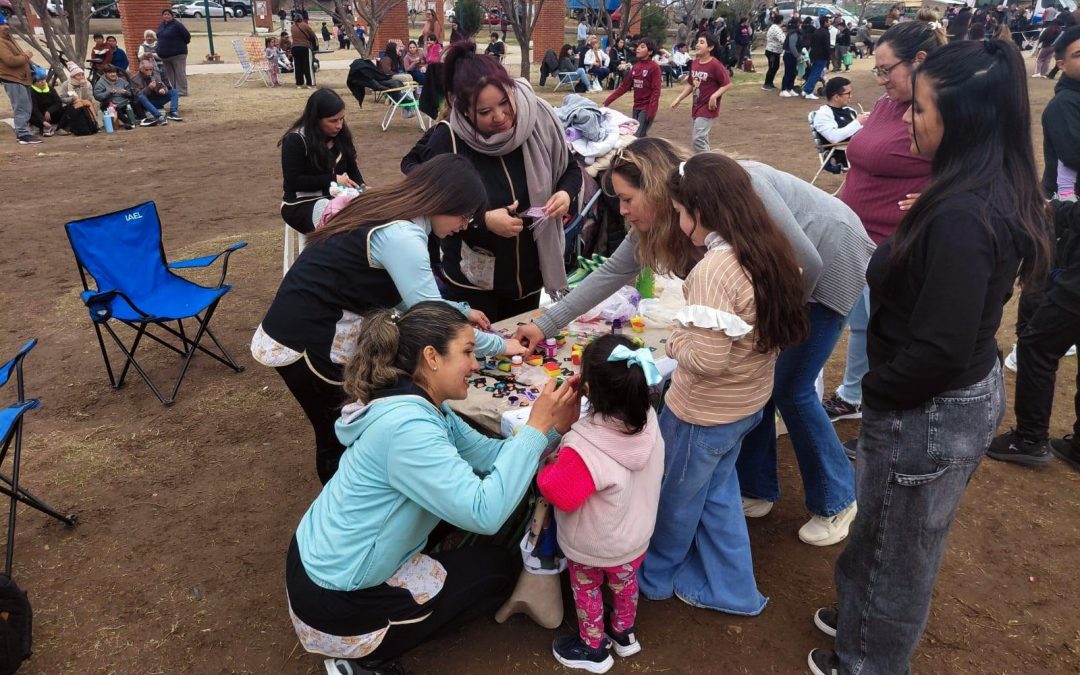 MONTE COMÁN VIVIÓ UNA GRAN JORNADA LLENA DE RISAS, JUEGOS Y MÚSICA