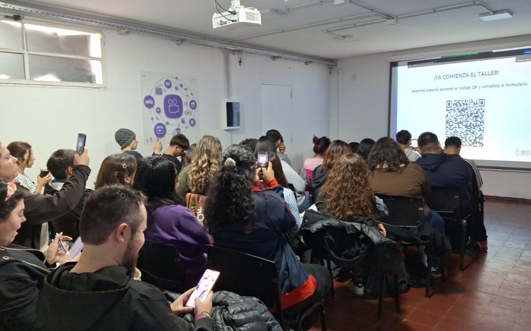 CONTINÚAN LAS CAPACITACIONES Y TALLERES EN EL PUNTO DIGITAL
