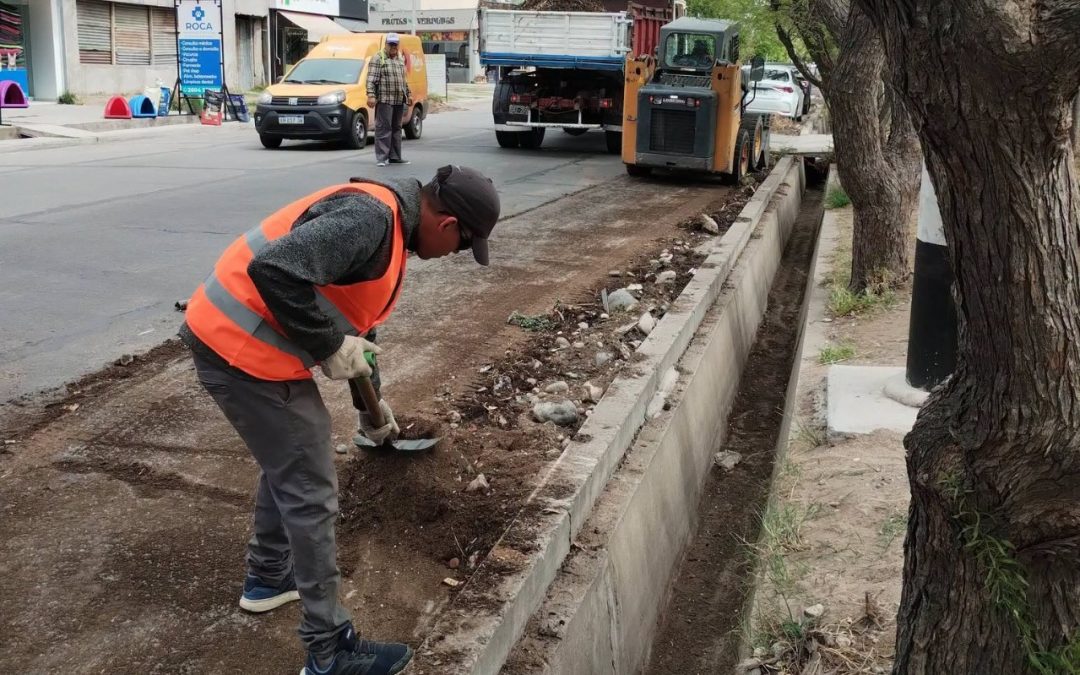 EL MUNICIPIO REFUERZA LOS OPERATIVOS DE LIMPIEZA EN TODO SAN RAFAEL Y SE PREPARA PARA UNA TEMPORADA MÁS LLUVIOSA