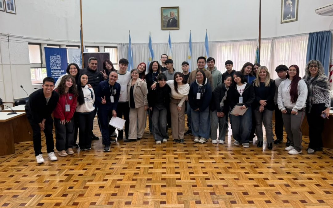 FINALIZARON LAS CAPACITACIONES DEL CONCEJO DELIBERANTE ESTUDIANTIL Y AHORA LOS CHICOS SE PREPARAN PARA EL DEBATE