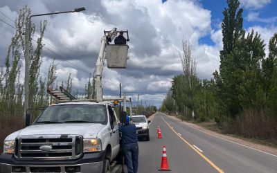EL MUNICIPIO CONTINÚA CON EL PLAN DE RECONVERSIÓN A LED EN DISTRITOS